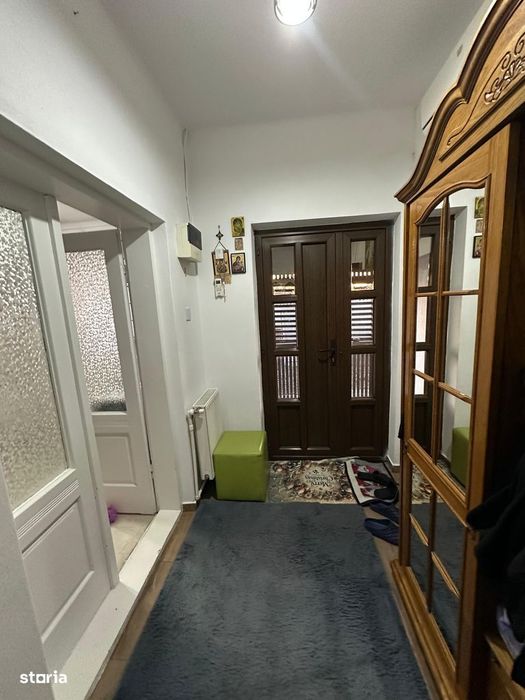 De vanzare casa la 5 minute de Roman, teren 612 mp, 93.000euro