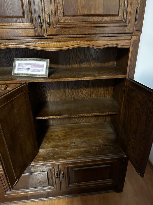 Biblioteca interbelica lemn masiv, Cartier Tineretului