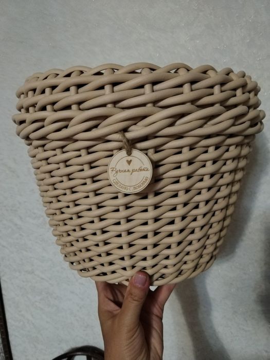 Кашпо из ротанга