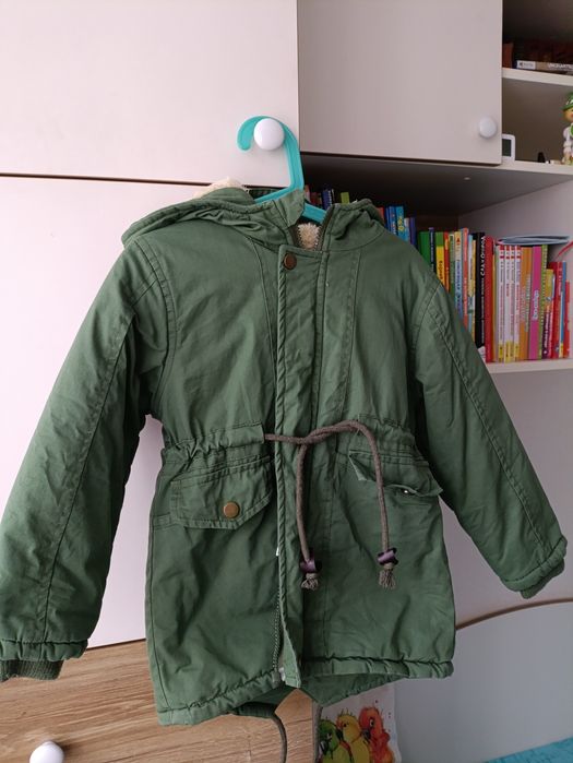 Курта демисезонная для мальчика 120р.