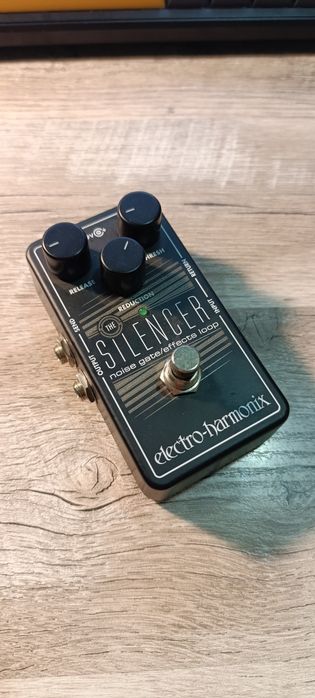 Продам Electro-Harmonix Silencer