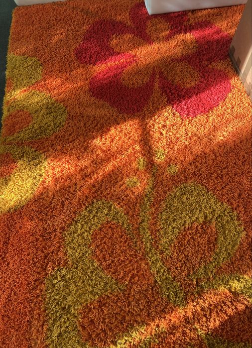 Set covor pufos cu traversa si 2 covorase