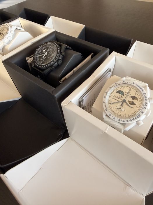 Omega Moonswatch Snoopy Swiss Watches