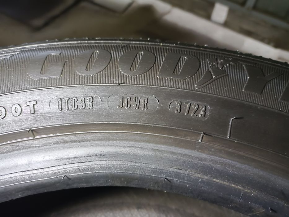 Шины Goodyear 215 /55 /17
