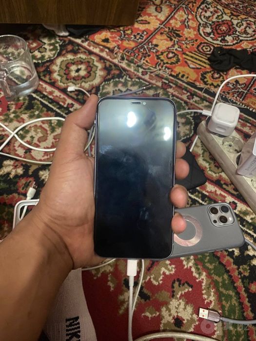 iPhone 11 xotira 64 71 batare idyal karobka dak