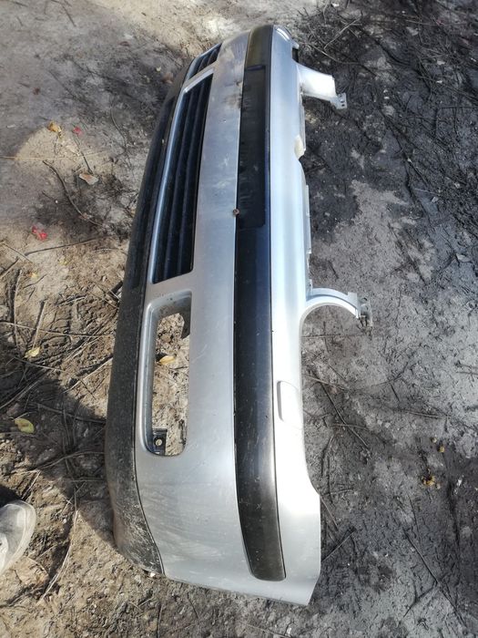 Предна броня за голф 4 и ауди а3. Фарове за голф4