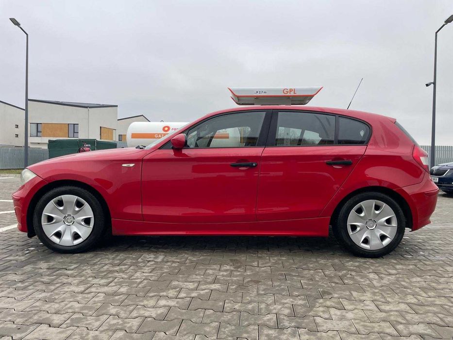 Super ocazie, de vanzare: BMW 118i / 2.0 benzină / Automata / 129 CP