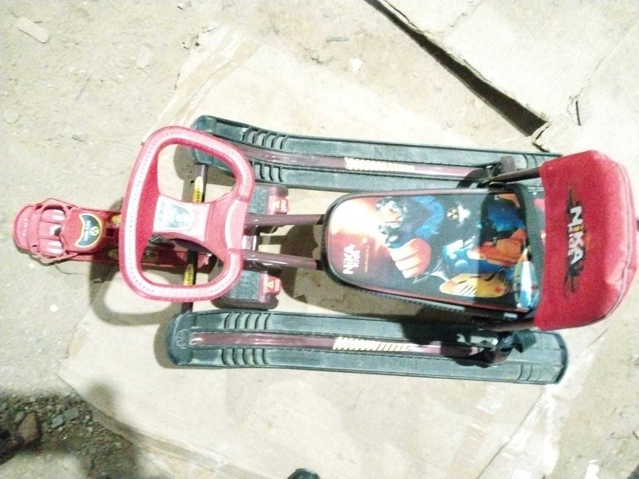 Продам детский снегокат