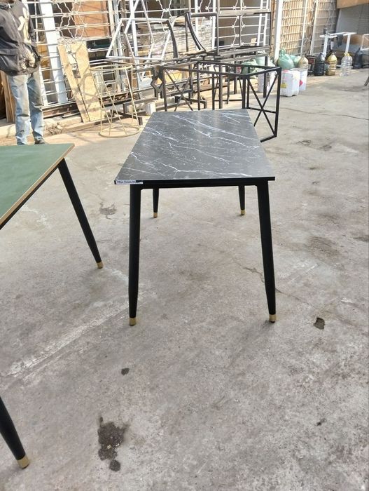 Loft mebel kuhiniy stol