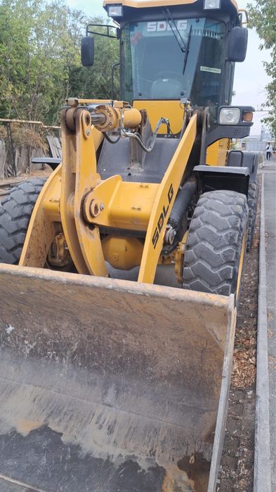 Продаем Погрузчик 2 кубовый