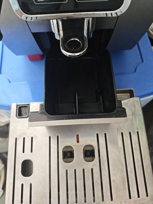 Espressor automat De'Longhi Dinamica