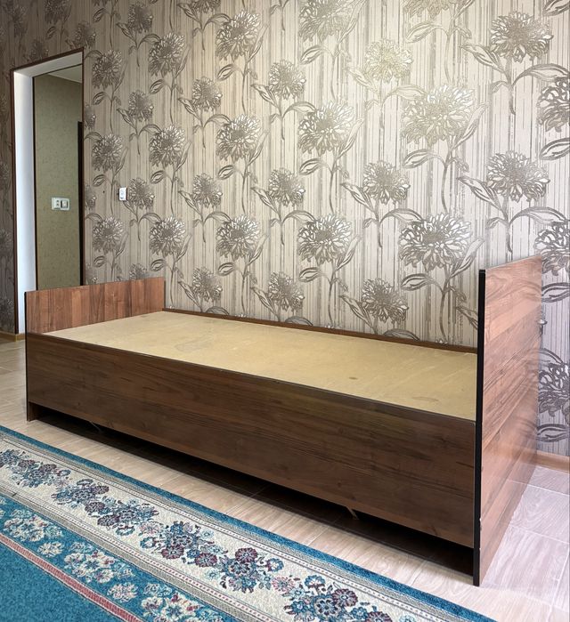 Кровать 2 штуки