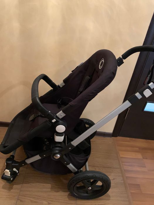 Детская коляска, чёрная