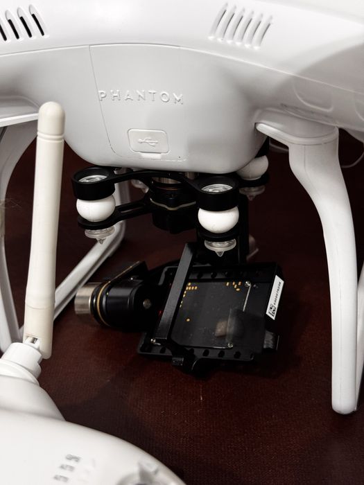 Dronă la cutie DJI PHANTOM 2, Zenmuse H3-3D-stare foarte bună !