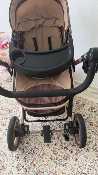 Продам детскую коляску