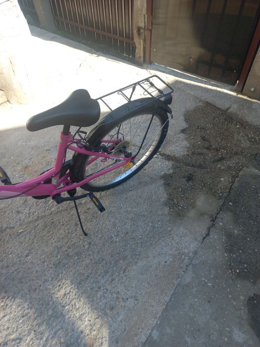 Bicicleta 24" pentru fete