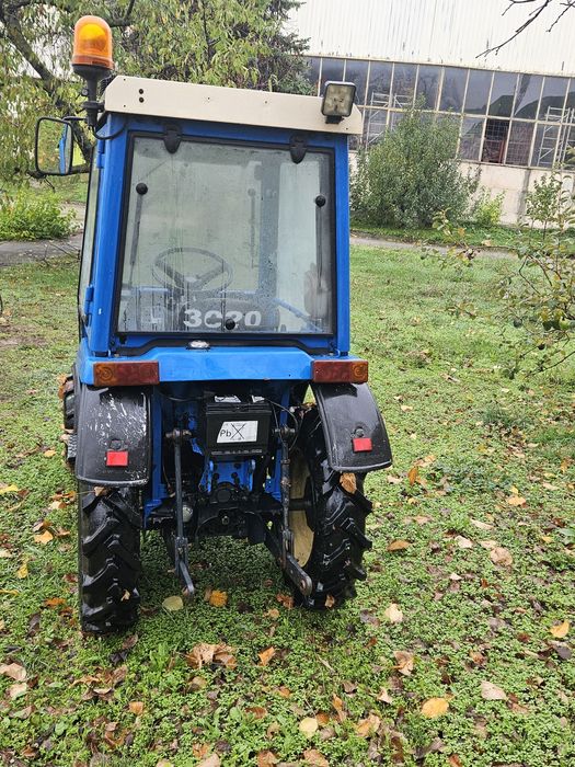 Трактор с кабина ISEKI - 20 кс