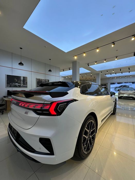 Zeekr 001 Ultra+ (2026)