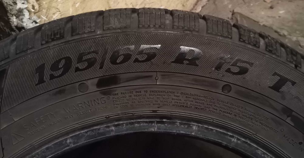 Продавам 1 брой зимна гума 195.65.15 дот 2021 Viking