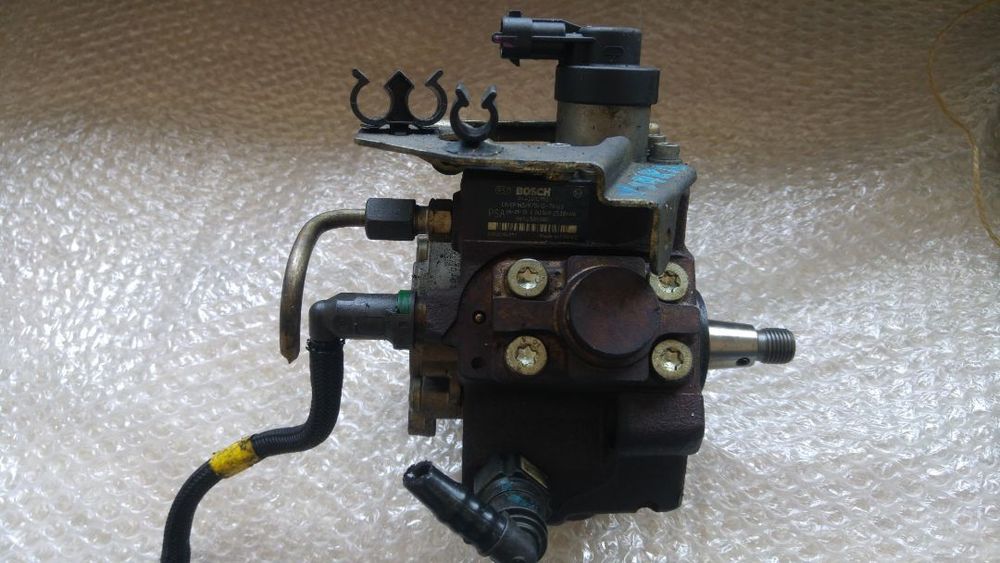 pompa injectie 1.6 dci 1.6 hdi 1.6 multijet 1.6 d  0445010102 9656300380