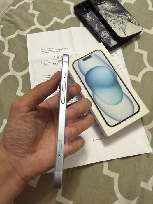 Продам iPhone 15 айфон 15