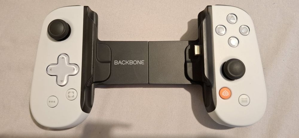 Backbone One Playstation edition+Carrying case oficial