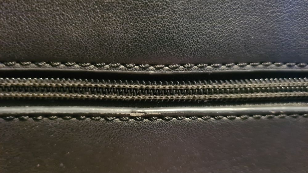 Дамска чанта - кожена