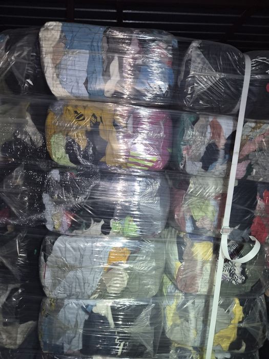 Carpe bumbac 10kg.Tricouri,bluze-taiate-fara fermoare-100% absorbante.54 sac/palet.Pret+tva doar paletizat.