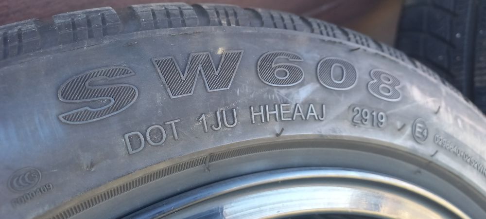 Jante aliaj negre 4X108 R16 Ford RIAL Lucca Diamant-Schwarz Lackiert