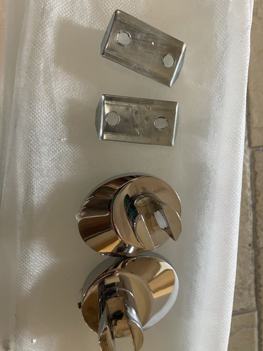 Стеклянные полки