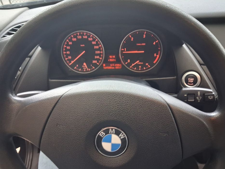 Vand BMW X1, 1.8d, xDrive, 2011, 143 CP, 169 589 km, masina 4x4 achizitionata de noua din Romania