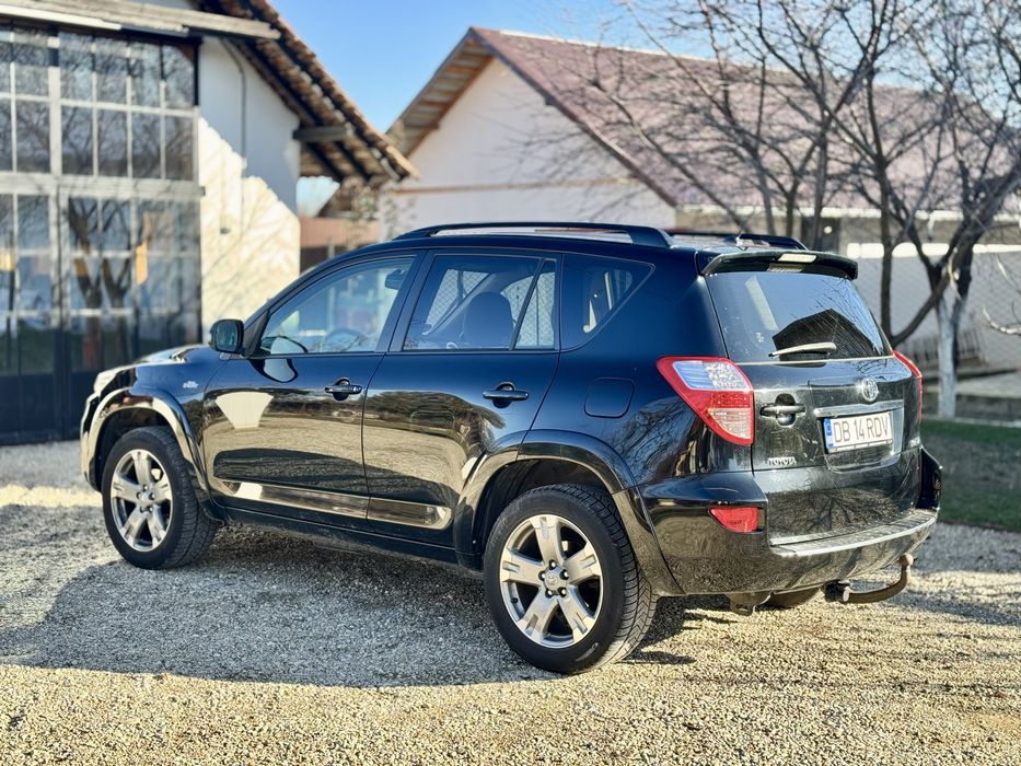 Toyota RAV4, 2011, 262.590 km, Diesel, 177 cp.