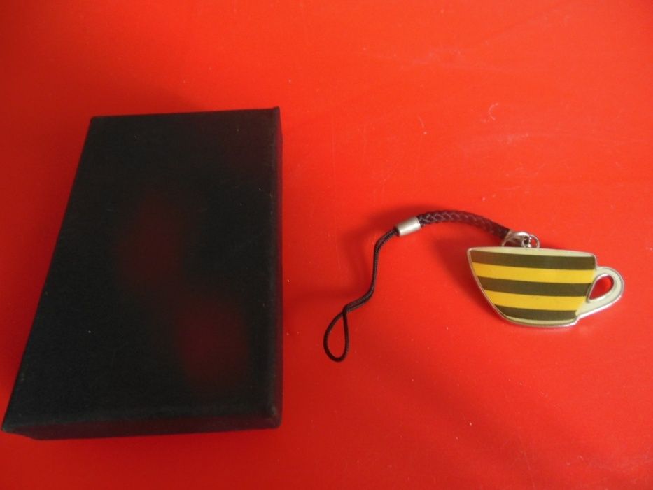 Брелок фирменный Билайн