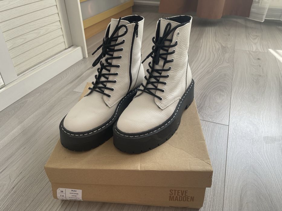 Ghete albe piele Steve Madden nr 38
