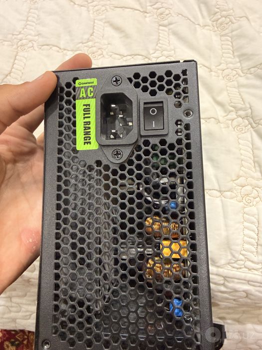 Блок питание GAMEMAX 600w