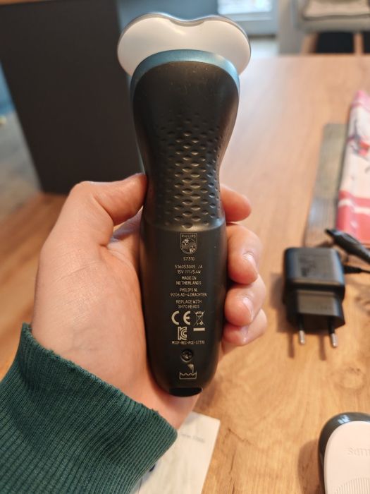 Електрическа самобръсначка Philips S7310