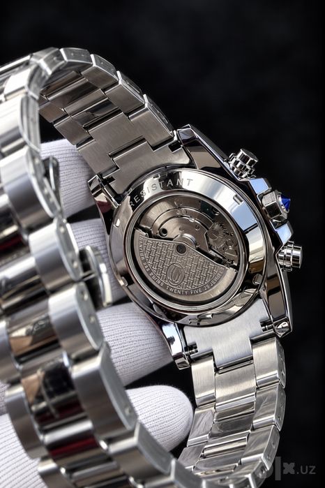 Cartier — Premium Watch