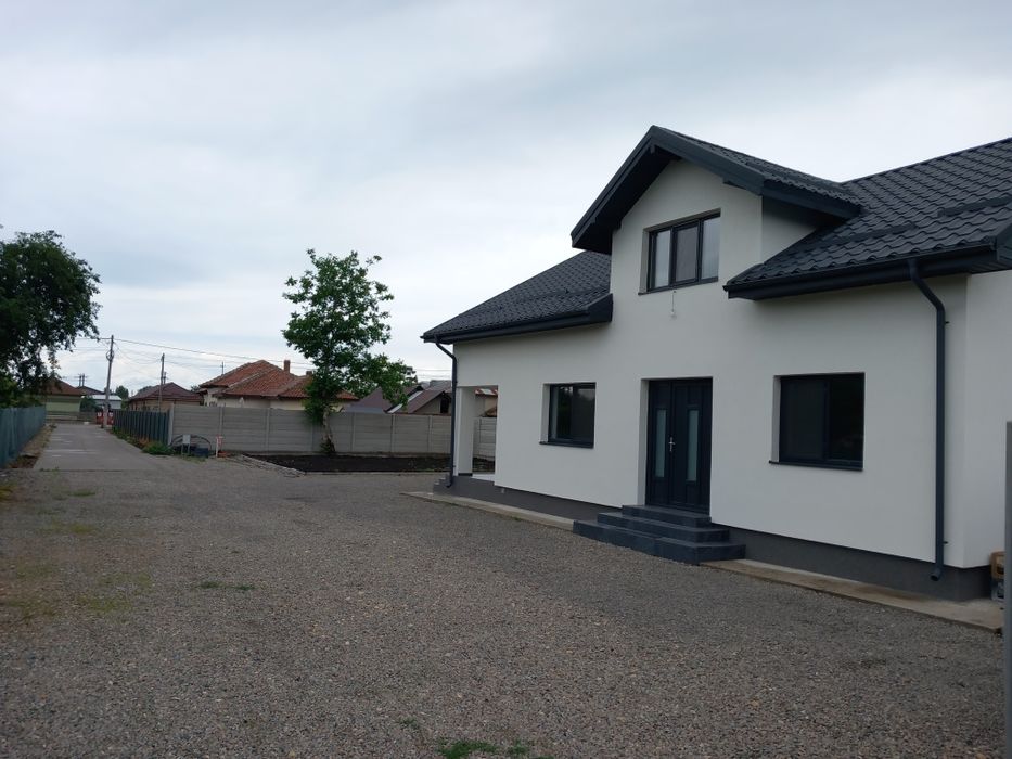 Casa de vanzare in Nanov