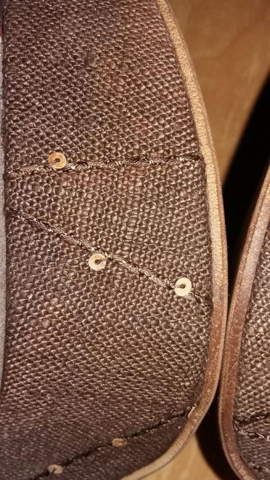 Велурени сандали