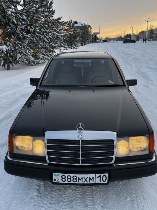 Mercedes Benz W124