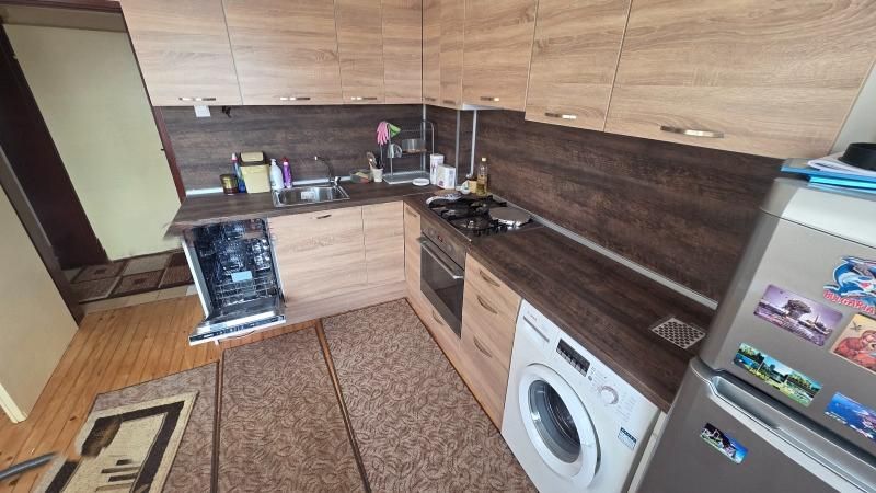 Дава се под наем Етаж от къща в Божурище - 40 кв.м за 500 € - Снимка #5