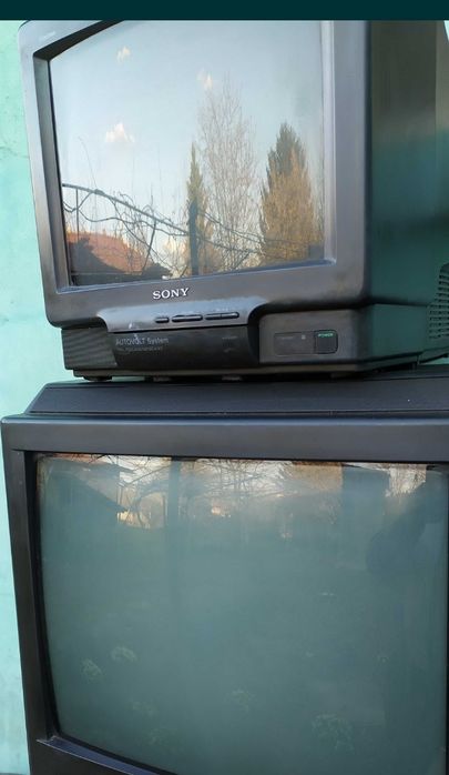 Телевизори  6 бр.различни марки и размери  ,  работещи