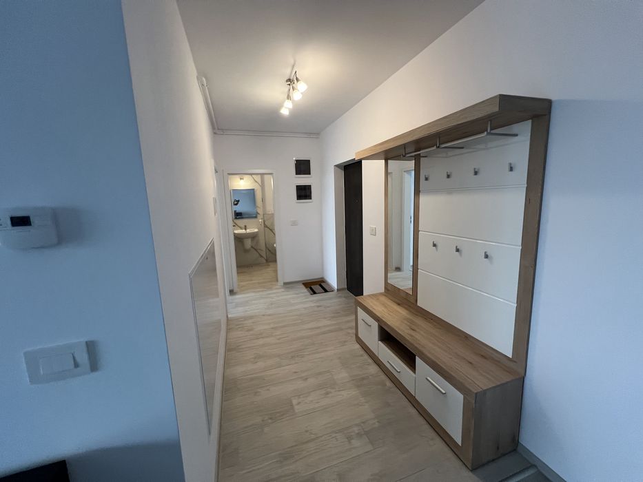 Proprietar, inchiriez apartament cu 2 camere
