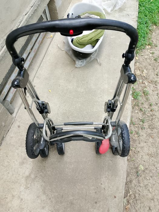 Коляска детская прогулочная