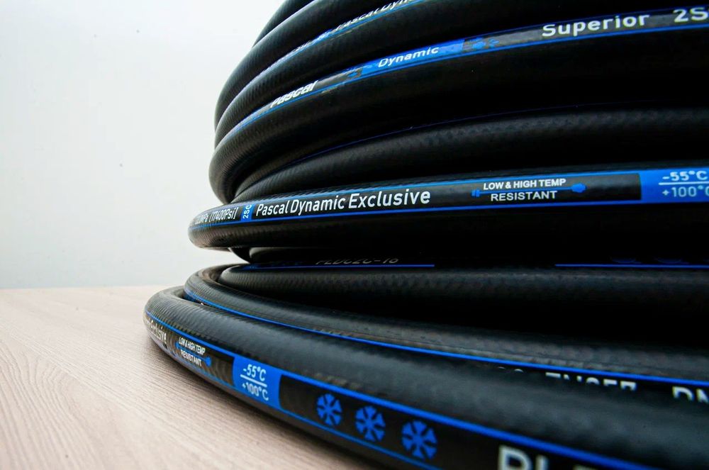 РВД и комплектующие (адаптеры фитинги муфты)