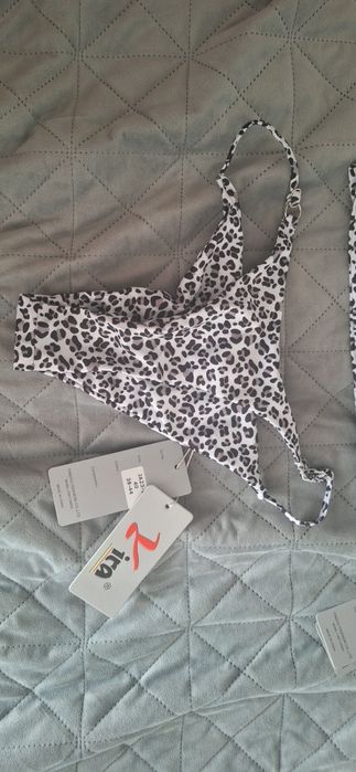 Costum de baie marimea 40