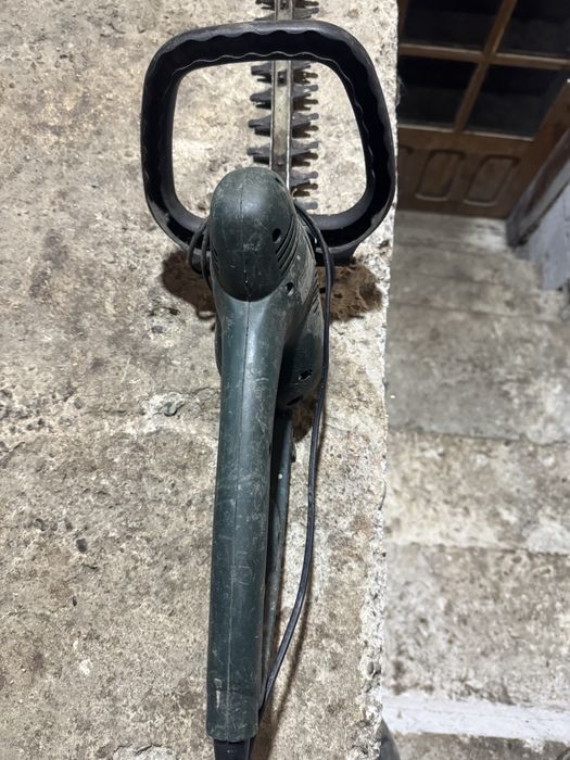 Aparat de taiat gard viu