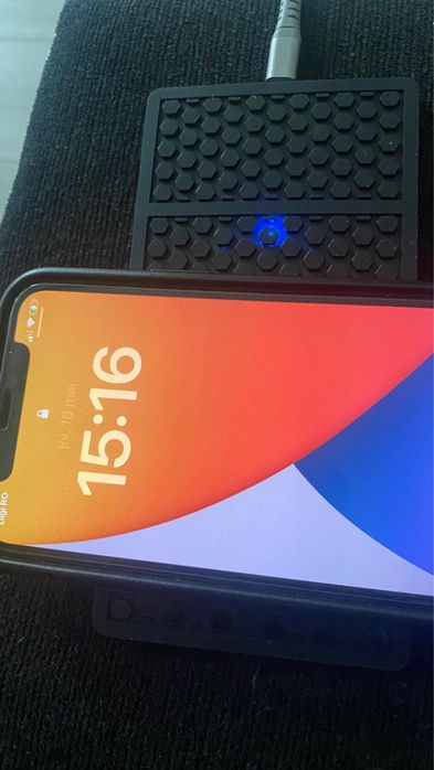 vand incarcator wireless cu anti alunecare