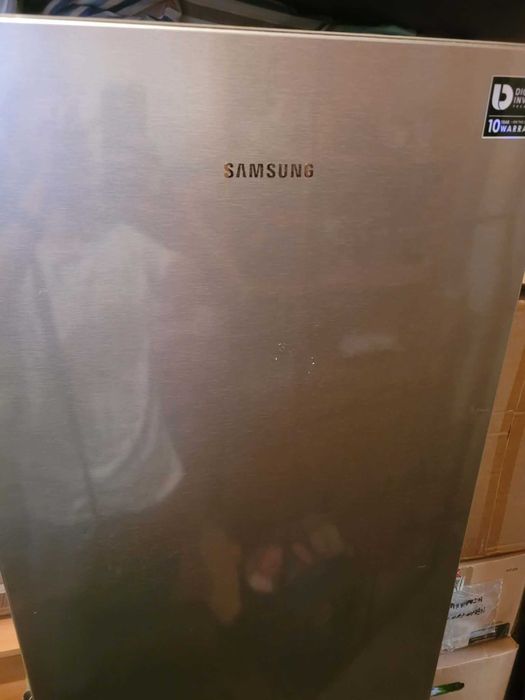 Vand Frigider Samsung