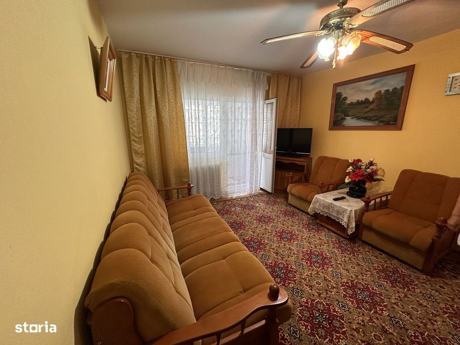 Apartament 2 camere et. 2, Zona Capat la 1